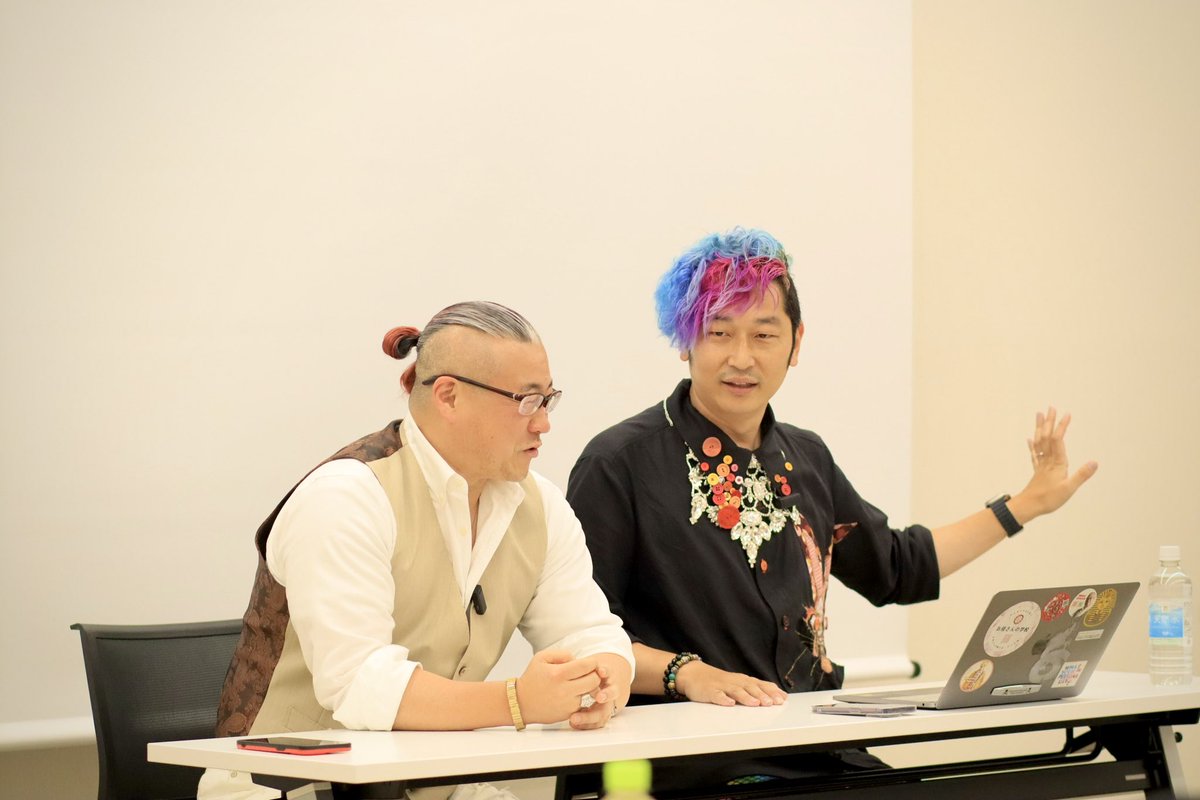 tsuyuki369's tweet photo. これは大事、テストにでるよ
フチが欠けているお皿やコップを
家の中に置いて使っていると
人間関係にヒビが入ってしまいます。

今すぐに手放しましょう。

人間関係に良い変化がある日
明るい態度で笑顔と優しさで目の前の人の心に火を灯そう。

#己巳の日 #大明日 https://t.co/fQ6prXKITT