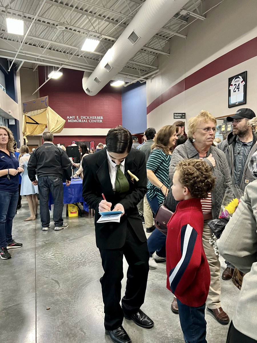 SDHS Performing Arts tweet media