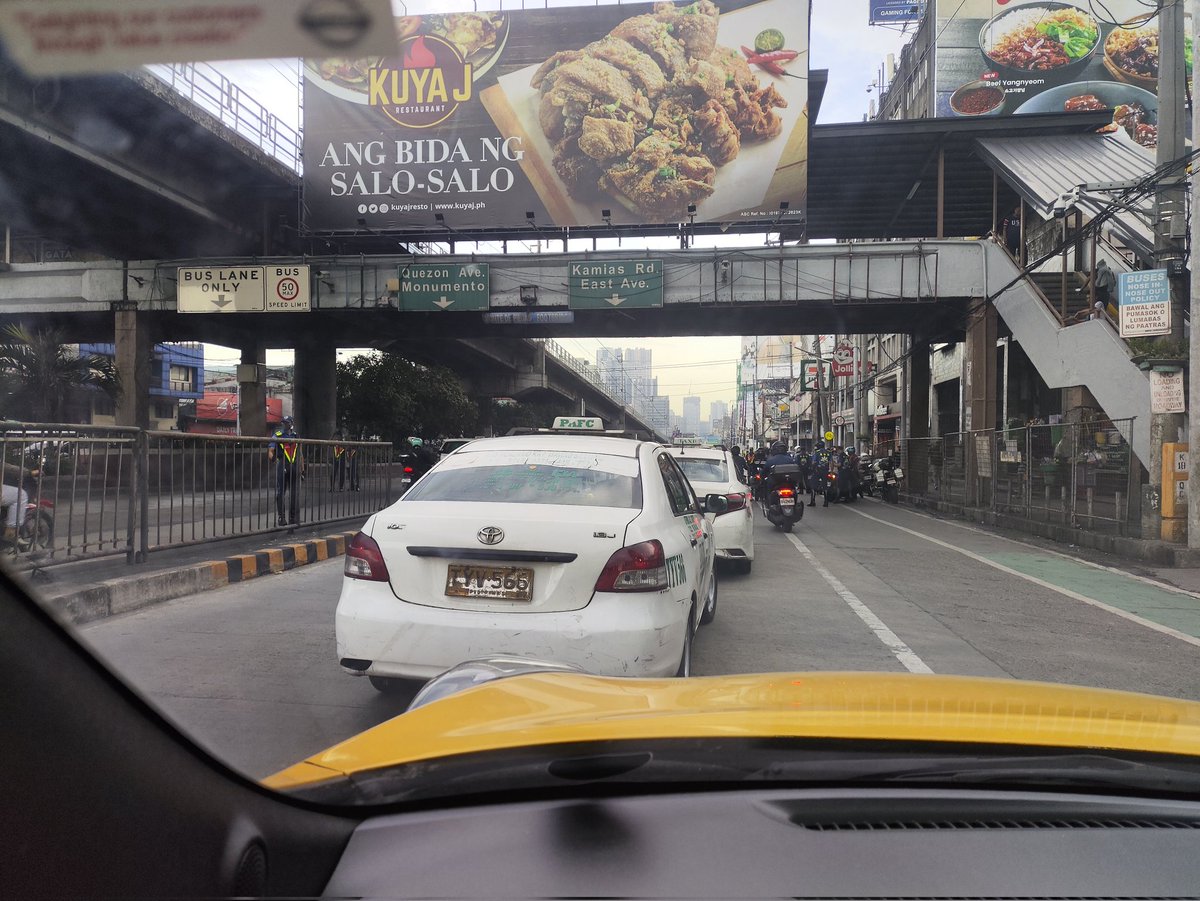 Build up traffic on NB EDSA Cubao due to check point <a href="/MMDA/">Official MMDA</a>