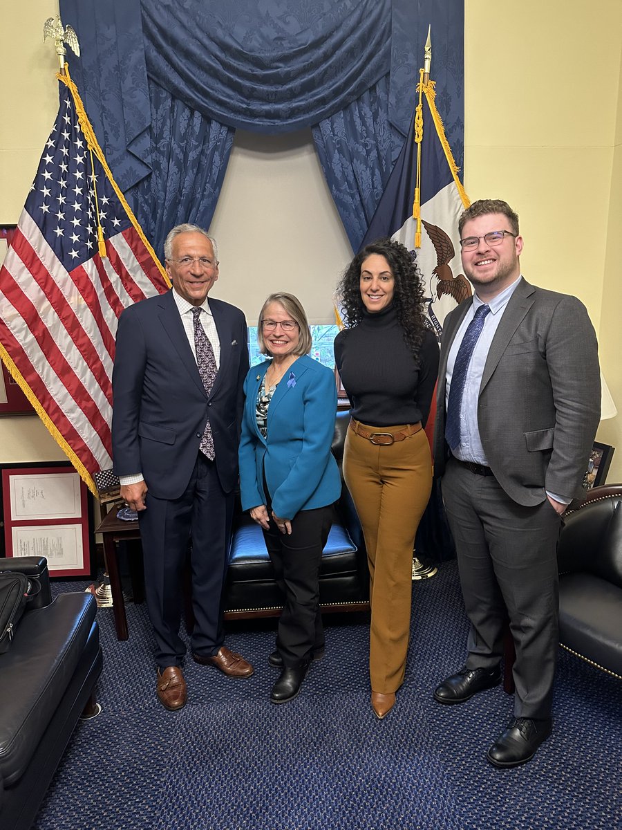 RepMMM's tweet photo. Psychedelic-assisted therapy can be an effective tool for mental health care. Thank you to members of the American Psychedelic Practitioners Association for the discussion about psychological health. https://t.co/VyMe19nw9g