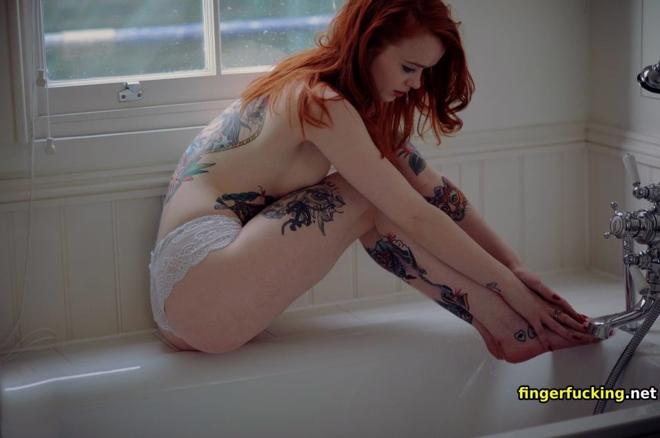 SimoneRitz2's tweet photo. omg... 😻 🔥🔥dont you love watching  very amazing Pictures of  tattoo babe 😘 <3 💦💦💦
#assfucked #hornytattoo https://t.co/IVaezjaJGw