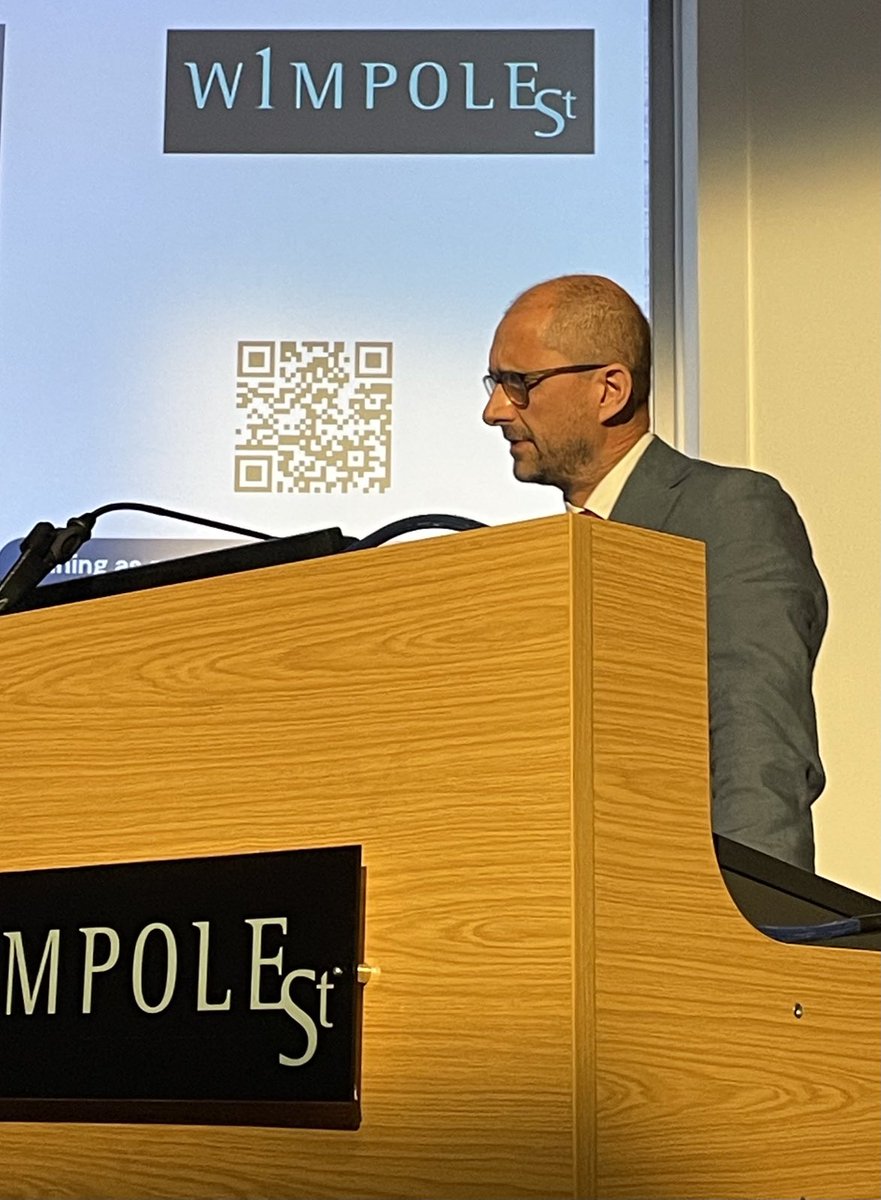 Peri operative bonding 3 <a href="/Darling_Selina/">Selina Ho</a> and @Sasha Stamenkovic sharing the <a href="/ThoraxCentre/">Barts Thorax Centre</a> experience and Top this on RATS in the <a href="/SCTSUK/">SCTS UK</a> <a href="/ACTAAC/">ACTA</a> Joint Study day #RATS #SCTSACTAAC2023