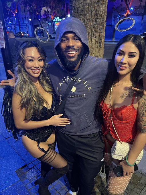 They don&rsquo;t know im a pornstar&hellip; I look so innocent 🥹 https://t.co/yxzj9YryHV<a href="/tag/imaslut"class="tags"><span>#imaslut</span></a>