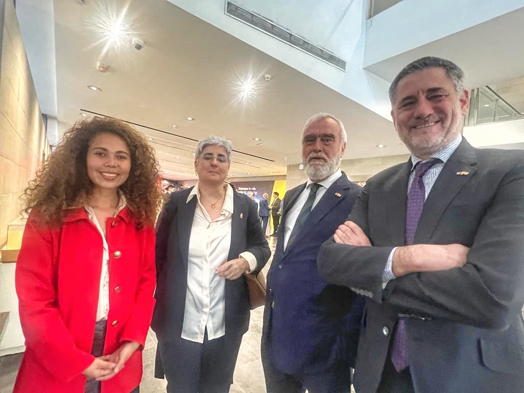 MinCiencias Colombia (@mincienciasco) on Twitter photo Avanzamos | "#MinCiencias fortaleció su articulación con la Agencia Espacial Española, para la promoción de la cooperación científica y técnica en materia aeroespacial en Colombia🇨🇴", indicó la ministra <a href="/YeseniaOlayaR/">Yesenia Olaya Requene</a> durante su participación en #EUSW2023, en Sevilla📍, España. Avanzamos | "#MinCiencias fortaleció su articulación con la Agencia Espacial Española, para la promoción de la cooperación científica y técnica en materia aeroespacial en Colombia🇨🇴", indicó la ministra <a href="/YeseniaOlayaR/">Yesenia Olaya Requene</a> durante su participación en #EUSW2023, en Sevilla📍, España.