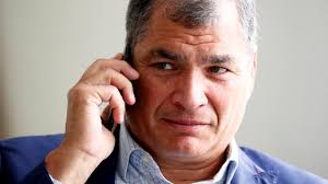 PatronaQuinn_'s tweet photo. —Aló, Rafael.
—Sí
—Daniel Noboa, puso una denuncia en Fiscalía a Luisa González y respalda a la Fiscal Diana Salazar;  ¿Qué hacemos?
—Activen a los borregos en redes siciales y que  Fito incendie alguna huevada en la Penitenciaría del Litoral. https://t.co/9CxMTJSW3M