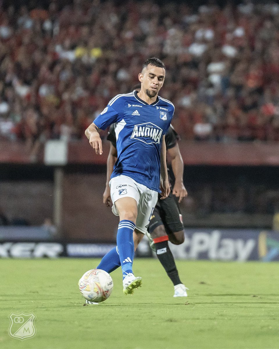 MillosFCoficial's tweet photo. 𝐃𝐆 8️⃣💪⚽️💙🔥 https://t.co/ENRQ8xwDtg