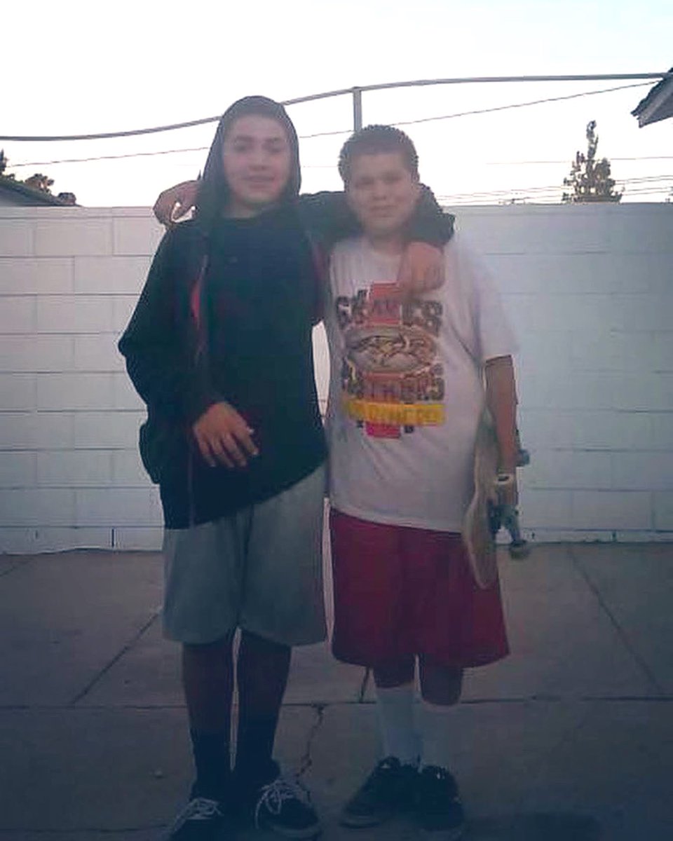 I miss these mf days 😞 if you saw him you seen me 🥇ŁØNG ŁĮVË THÄ NÜT 🏆