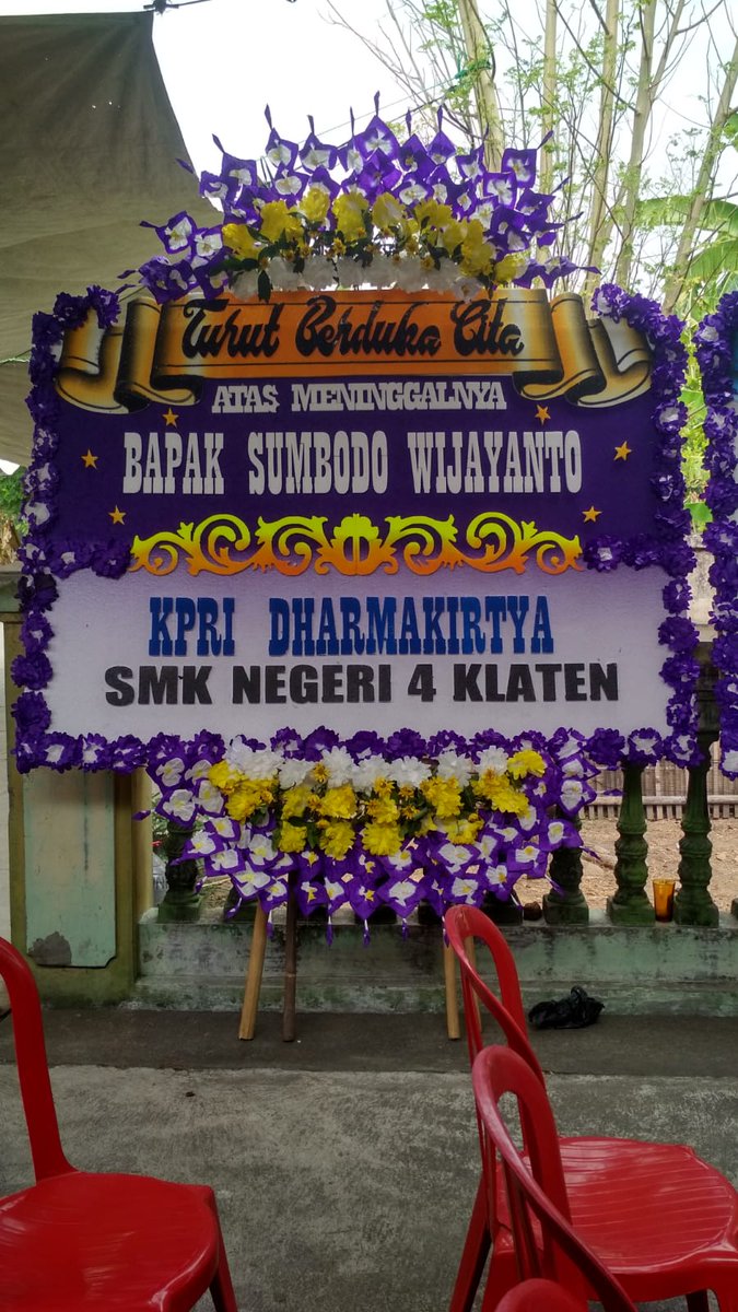floristsolo's tweet photo. TOKO KARANGAN BUNGA surakarta SOLO. 
klik pesan via WA➡➡https://t.co/MM9BO6oNbG 

#banjarsari #jebres #surakarta @floristsolo #laweyan #pasarkliwon #serengan #solo #sukoharjo https://t.co/zG8JpSyY6A https://t.co/8Ciwm1WdF1
#FYP #masukberanda
 #twitter #sensitif #karanganbunga https://t.co/EEKZ8NhLIS