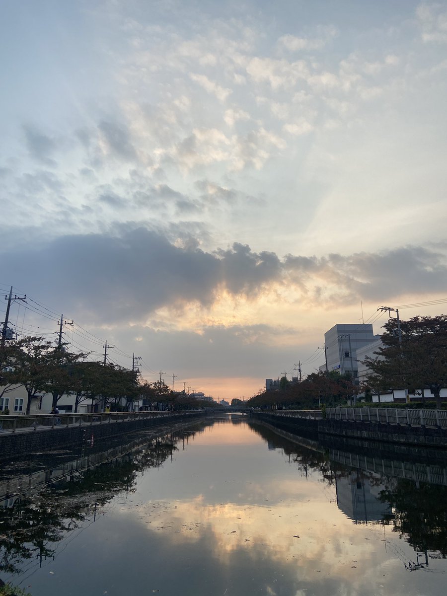 ri1210m3's tweet photo. ウォーキング
#新川　#ウォーキング https://t.co/jk2ReFFtBV