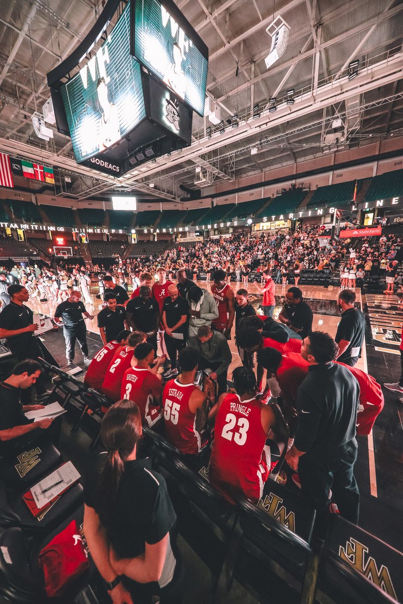 AlabamaMBB's tweet photo. 🏀 Alabama vs. Morehead State
📍 Coleman Coliseum
⏰ 7 p.m. CT
📺 https://t.co/zNYh2jrd5t
📊 https://t.co/L3xQWNOQW5

#RollTide | #BlueCollarBasketball https://t.co/f5EBqMFO7s