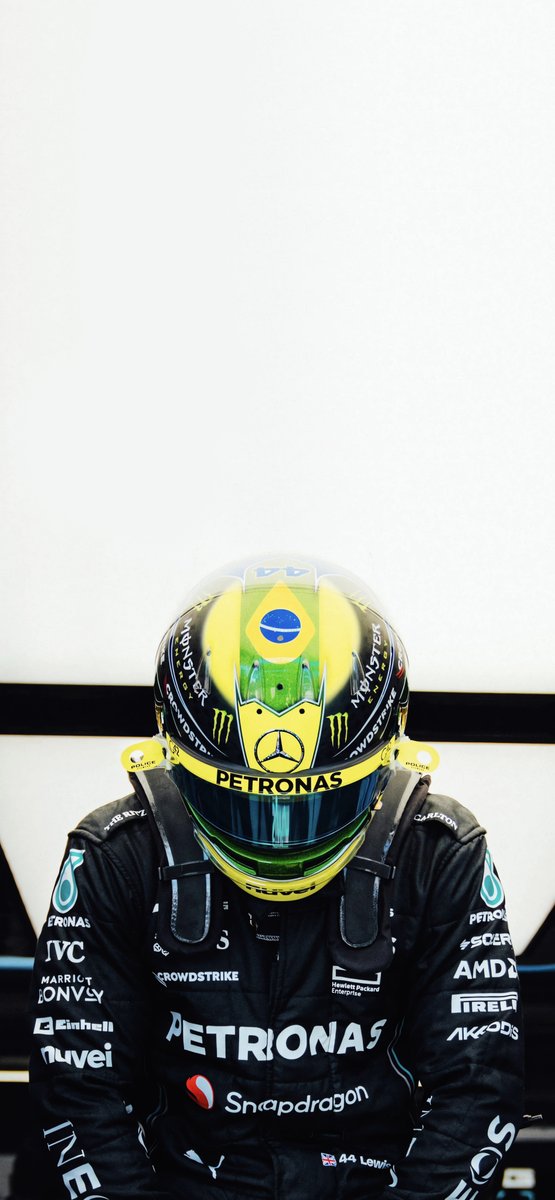 F1WallpaperHQ's tweet photo. 4K #Wallpapers
  └📂 #Formula1 
     └📂 #BrazilGP
        └📂 Lewis #Hamilton 
           └📂 Helmet 🇧🇷 https://t.co/wi9J9jxF2G