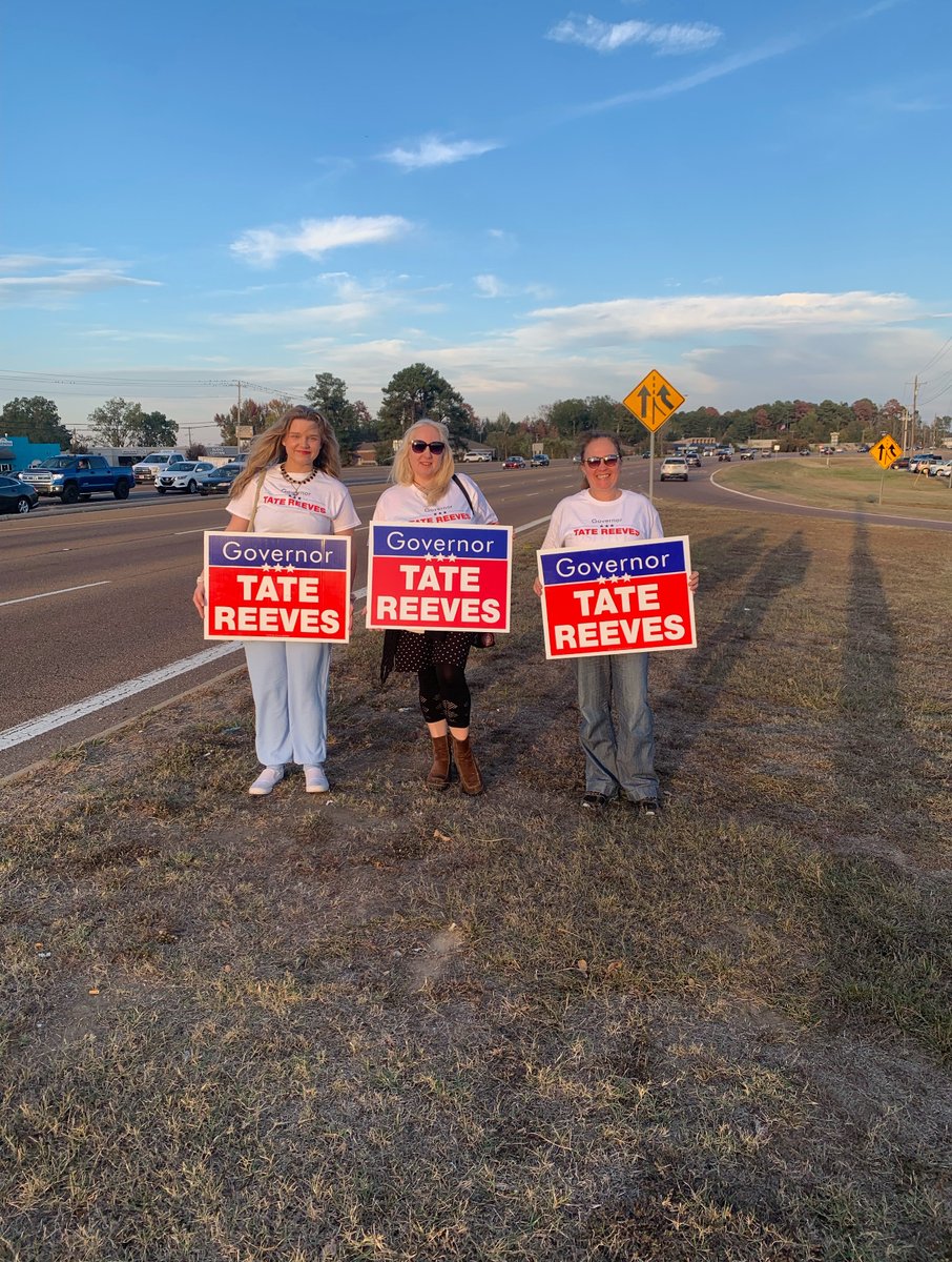 Team Tate! tweet media