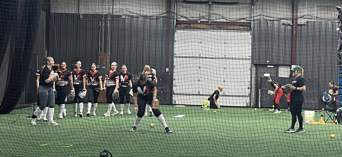 Mad Apple 18u Red Metzger 🥎 tweet media