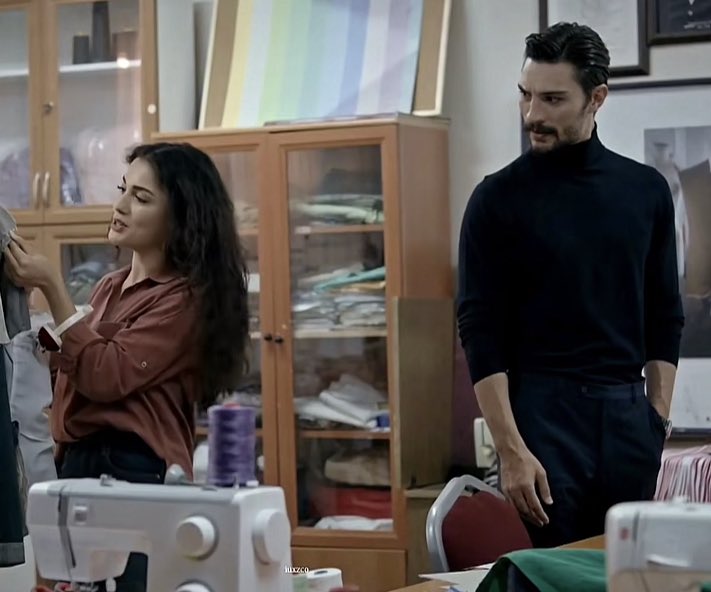 llN7iix's tweet photo. They were özge and ilhan🤍🥹
#IlhanSen #ÖzgeYagiz
#AtFer #Safir https://t.co/LfxB8HJDHu