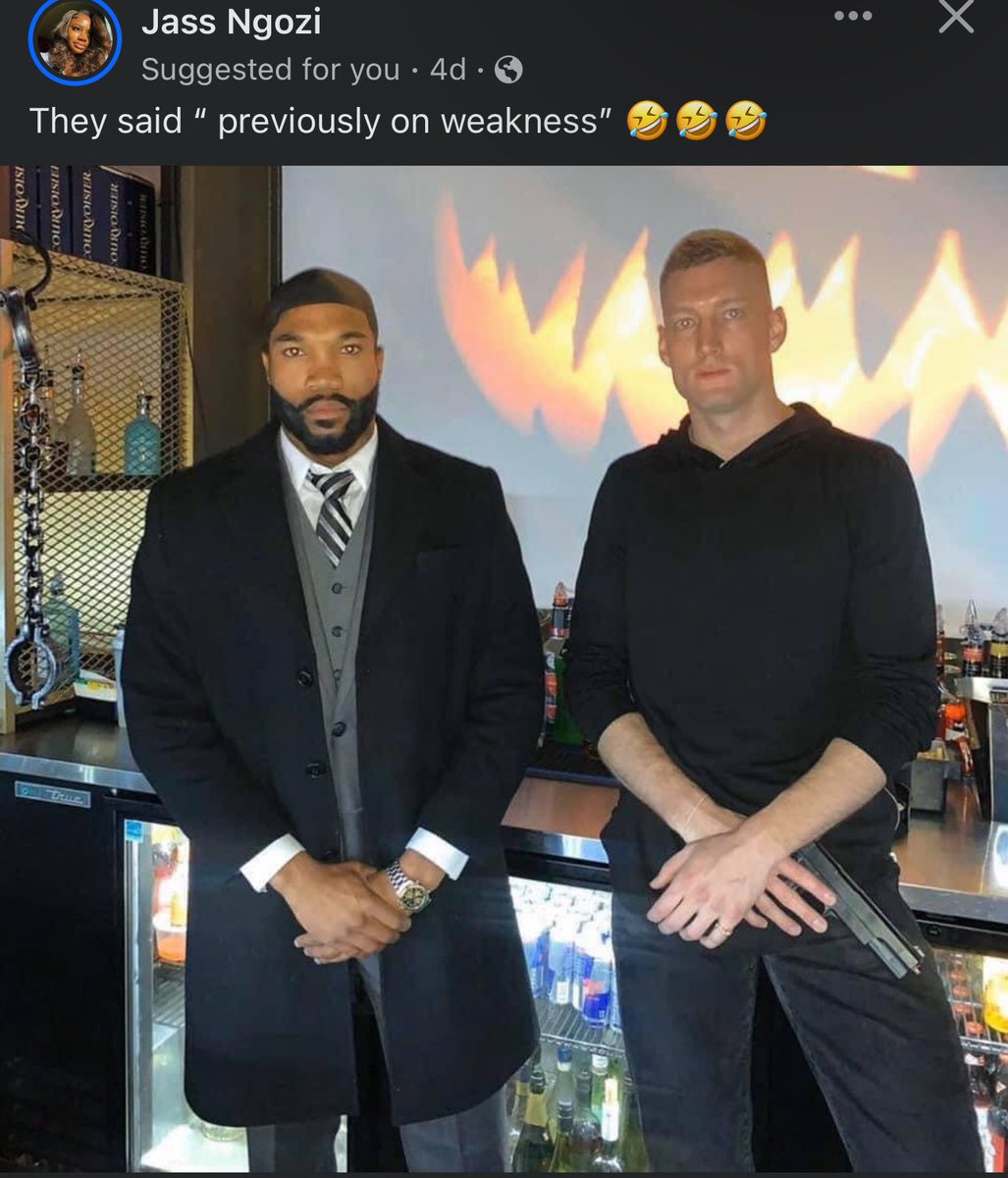 dav3wash's tweet photo. Spirit and Thomas 👻🙋🏼‍♂️😂 https://t.co/gp6the1jot
