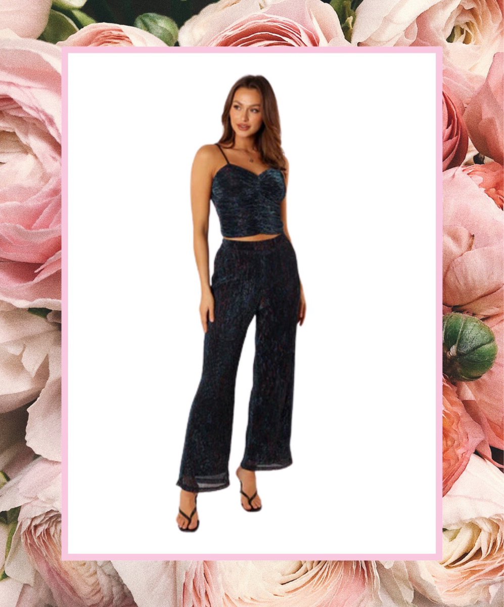BriannaHigdon's tweet image. Check out this cute blue two piece set great for a holiday event

#weddingguestdress #christmasdress #newyearsdress 

Follow my shop @briannahigdon on the @shop.LTK app to shop this post and get my exclusive app-only content!

#liketkit #fashion

liketk.it/4k2vp