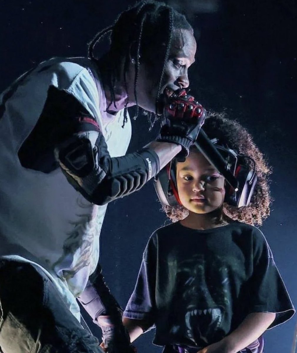 Father/Daughter goals 🥺🔥