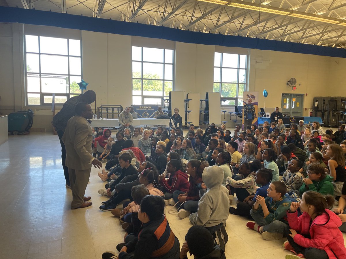 A big thanks to Dr. Holloman for bringing long time NBA referee, Tony Brothers, to the Barron Village Career Day today! #BarronVillage