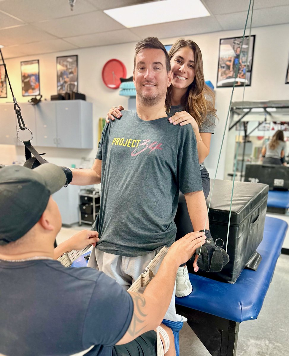 dhillstrong1's tweet photo. Project 34 Grant video of me doing tricep extensions while standing 1 https://t.co/NC1Iu1ckG7
@ProjThirtyFour @NextStepOrl #project34 https://t.co/uYpCjkxssY