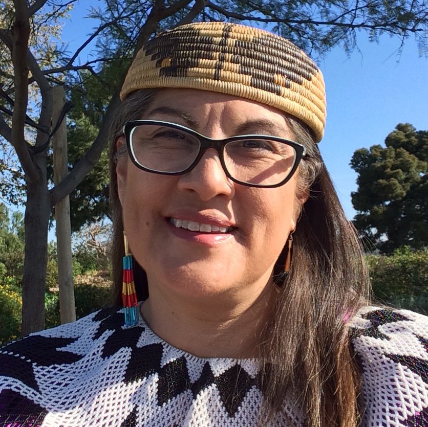 Next Thurs (11/16, 12PM) join us on Zoom for 'My Two Aunties: Rethinking what Success Means for Child Welfare in Indian Country!' Karan Kolb will discuss the innovative, strengths-based, culturally-informed approaches to child welfare w/ Native communities used by My Two Aunties.