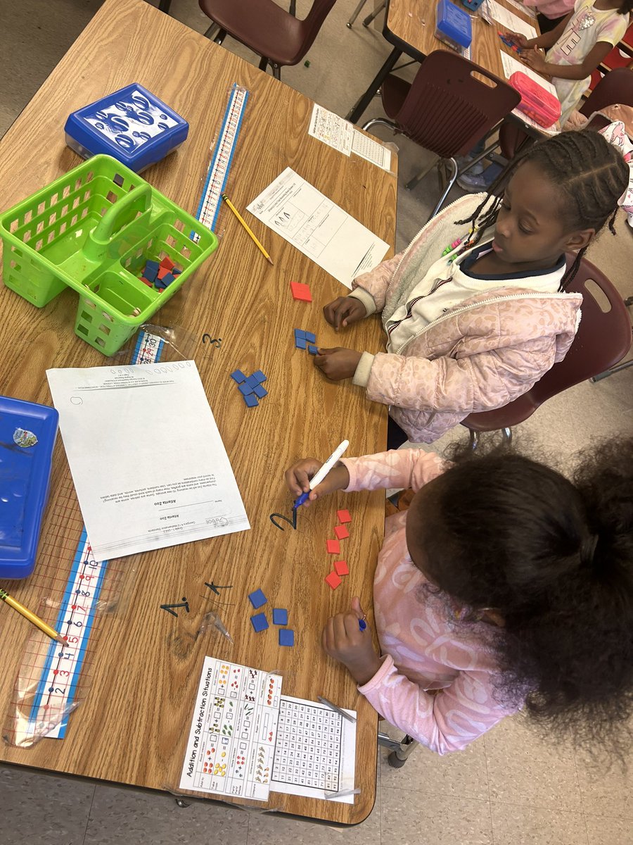 RoseS7491's tweet photo. My 1st graders worked so hard on solving a GADOE 3 Act Task. “I Want Candy”. Their engagement was incredible!! Their use of voice and inquiry truly guided the entire learning experience!#EducationMatters #mathrocks #1stgradelittles @APSKimberly @Prin_Salley https://t.co/kNGMXIqw0Y