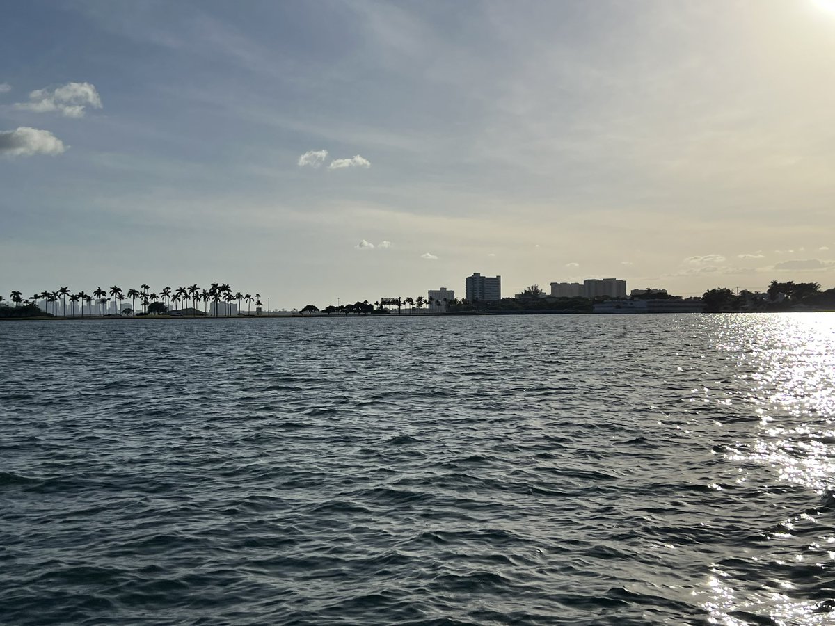 ChiefGauseNMPD's tweet photo. A great day to patrol our waterways with Ofc. Sosa of the @NorthMiamiPD Marine Patrol Unit. The unit is an extension of the patrol force of the @NorthMiamiPD. ๐ when you see them on the waterways within the @NoMiNews. โด๏ธ ๐โ๏ธ#makingapositiveimpact https://t.co/umYoEHvNAG