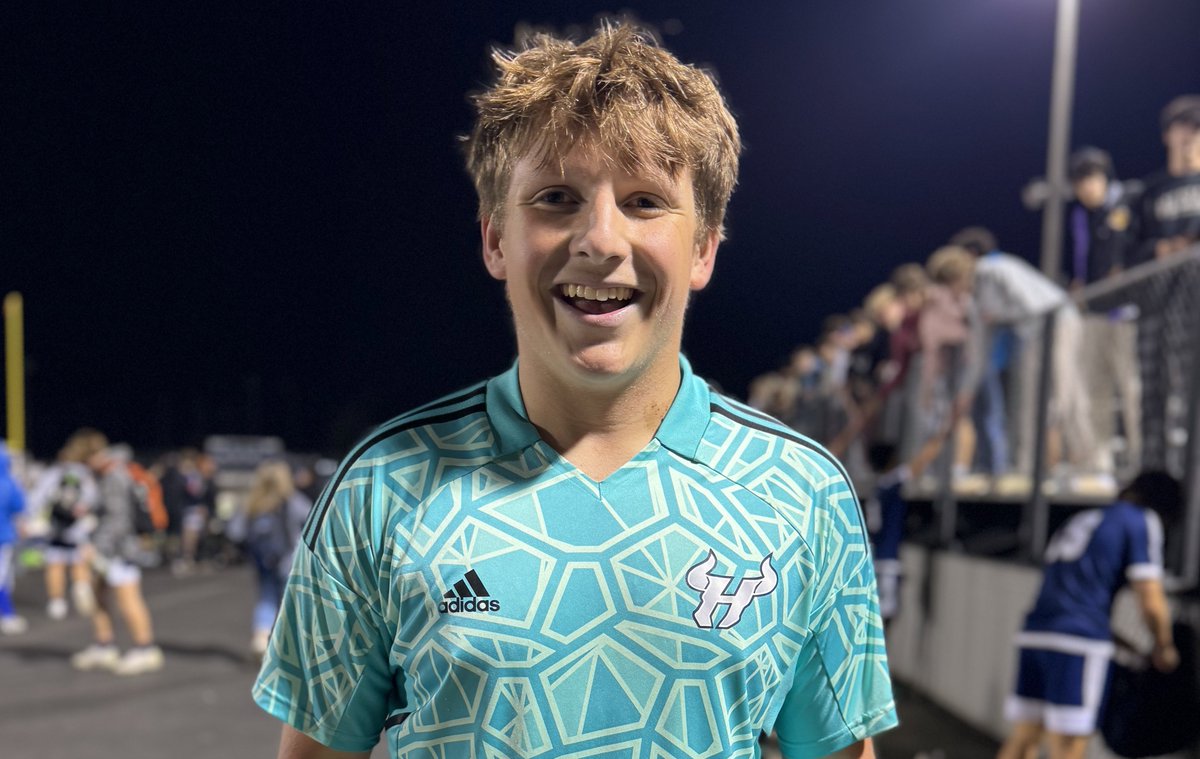 704SportsNet's tweet photo. 4A Sweet 16
 #3 Hickory Ridge (16-2-5) 2
13’ #11 Cayden Phinney (Jr)
66’ #14 Quinn Holland (Jr)
Shutout: #0 Nolan Trout (Sr)
#11 Lake Norman (17-4-3) 0
Cards:
🟨 15’ #4 Sami Elhani (HR)
🟨 47’ #16 Sam ter Linde (HR)
🟨 78’ #18 Jacob Whittington (LN)
🟨 79’ #20 Jack Birckhead (HR) https://t.co/vd2gwKc5tR