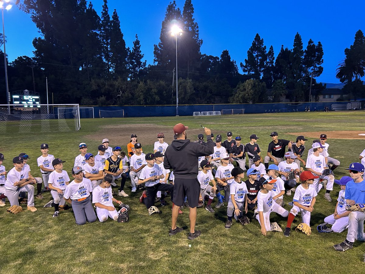 Santa Barbara Grizzlies Baseball Group tweet media