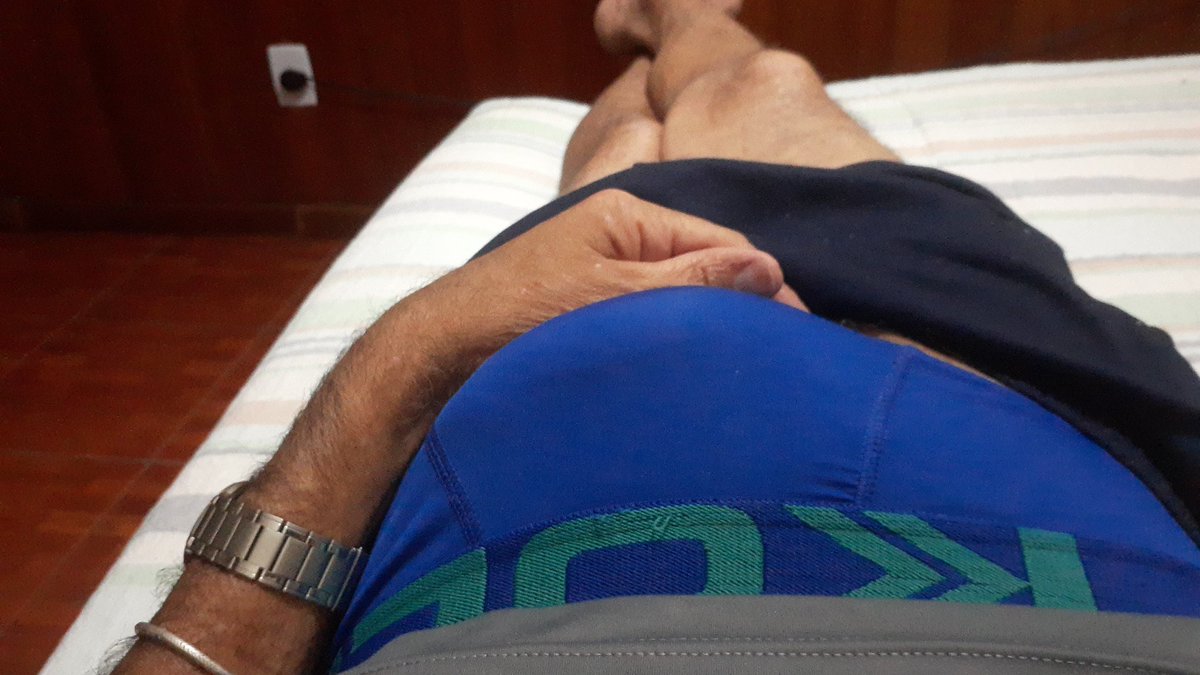 celso_andrad's tweet photo. Conversando com um @!!!!🔥
#cuecaazul https://t.co/y6OXOtoFjg