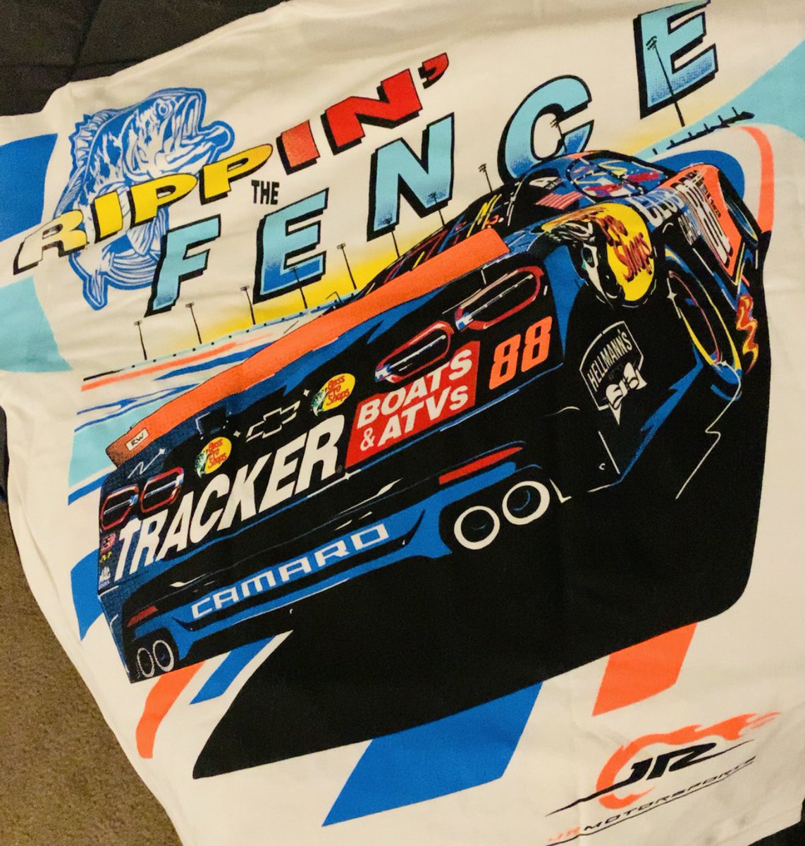 Here’s my weekend merchandise haul at @phoenixraceway

First, the shirts  🔥🔥

#NASCAR | #Championship4