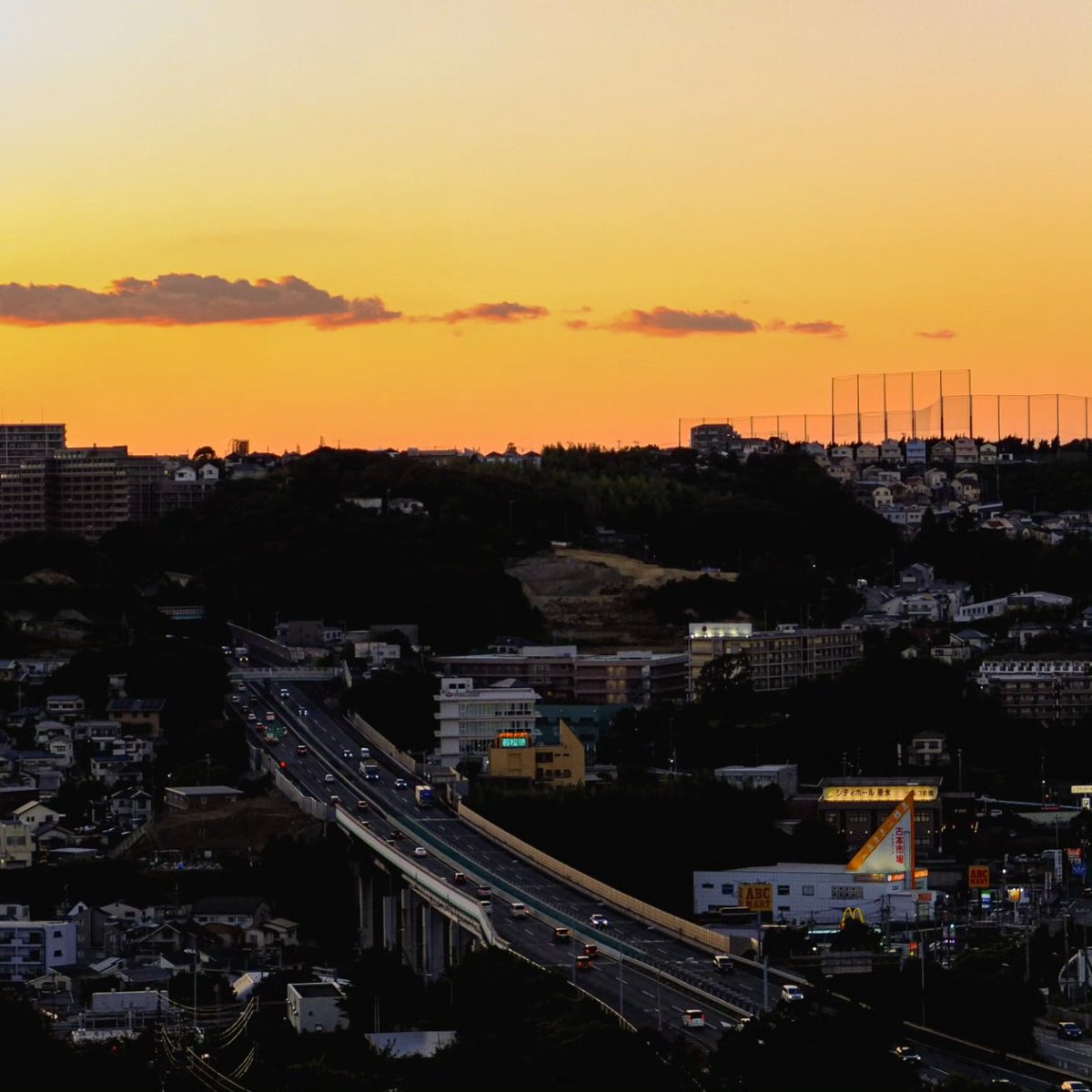 junkirin3's tweet photo. #sunset
#japan #sky #travel #夕焼け #nature #photography #beautiful #instagood #夕日 #sun #空 #photooftheday #landscape #love #photo #写真好きな人と繋がりたい #夕陽 #travelphotography #clouds #ファインダー越しの私の世界 #travelgram #trip #instagram #サンセット #日本 #fujifilm https://t.co/1BtDEdUOEY