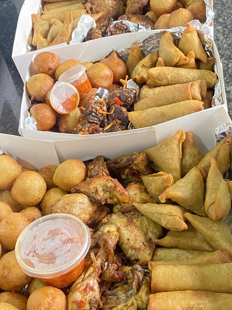 We deliver sumptuous small chops anywhere in Port Harcourt. Pickup also available.
