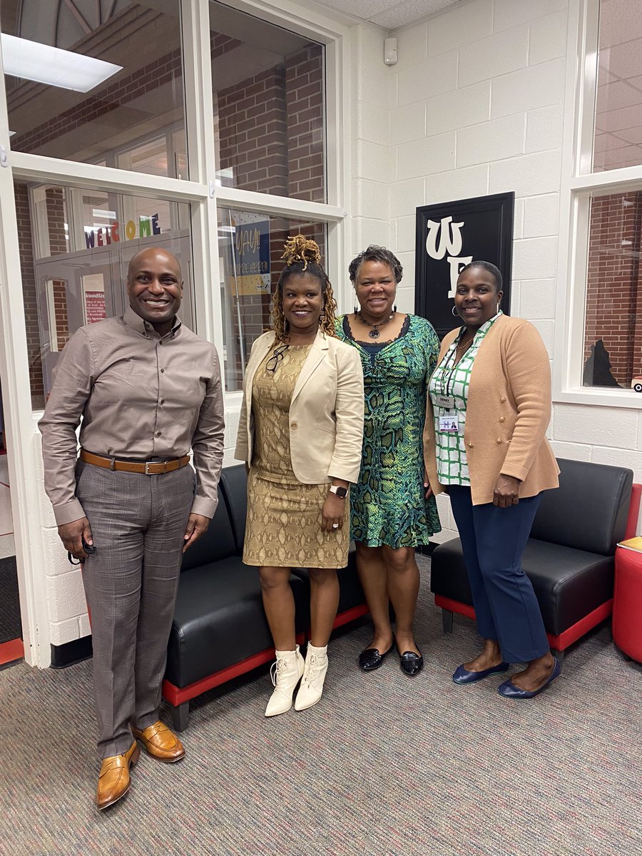 Great conversations about providing the best educational opportunities for our @WoodlandES_HCS students and teachers. Thank you, @AkbarEducates , @KeshaMuhammad3, and Dr. Lakenji Hastings