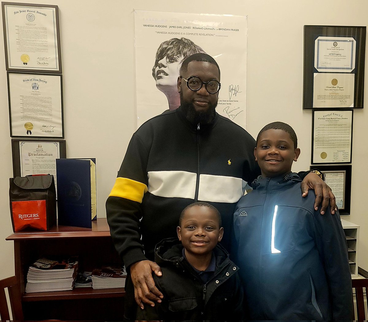 MILESTONE MONDAY... HAVING THE OPPORTUNITY TO EXPLAIN TO MY GRANDSON'S LAJI AND JOJO WHAT MY HYBRID WORK DAY AT RU-N ENTAILS AND THE DIFFERENCE BETWEEN MY ENTREPRENEUR LIFE IS BEYOND PRICELESS TO ME. SHOUTOUT TO GOD, EVEN WHEN LIFE IS LIFE'N, FAMILY + LOVE = LEGACY!