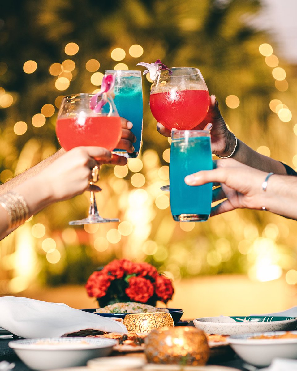 HyattRegencyDel's tweet photo. Toast to the warmth of celebrations with a curation of cocktails to mesmerise the senses #AtHyattRegencyDelhi.

For reservations and queries, please contact +91 98184 77234
#IAmCulture #IAm40 #40YearsCelebration #HyattRegencyDelhi #FestiveSeason #Diwali2023 https://t.co/5T8CvSQyxq
