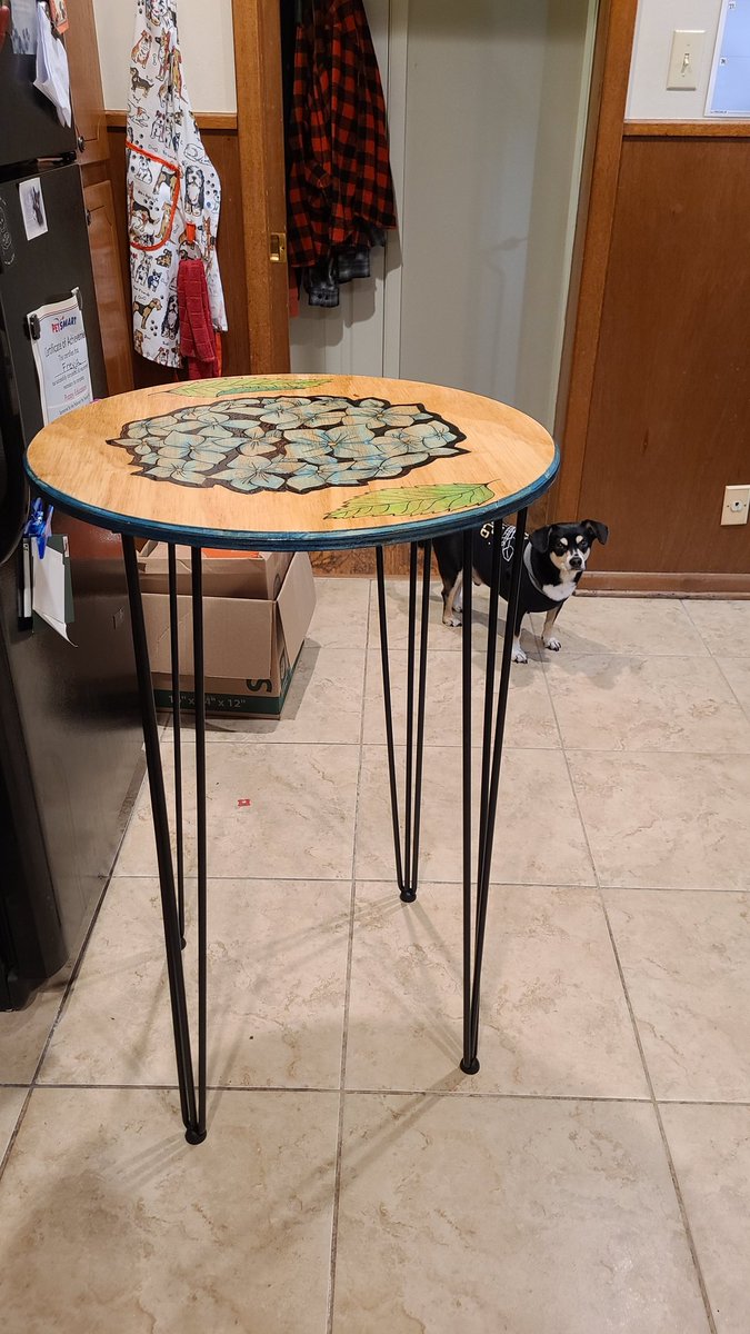 artingoyle's tweet image. I made a hydrangea table!