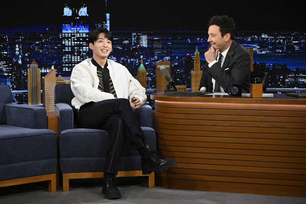 headlineplanet's tweet photo. Jung Kook during his interview on Monday's Tonight Show Starring Jimmy Fallon #JungKookOnFallon #JungKook_GOLDEN https://t.co/bikGodRlL1