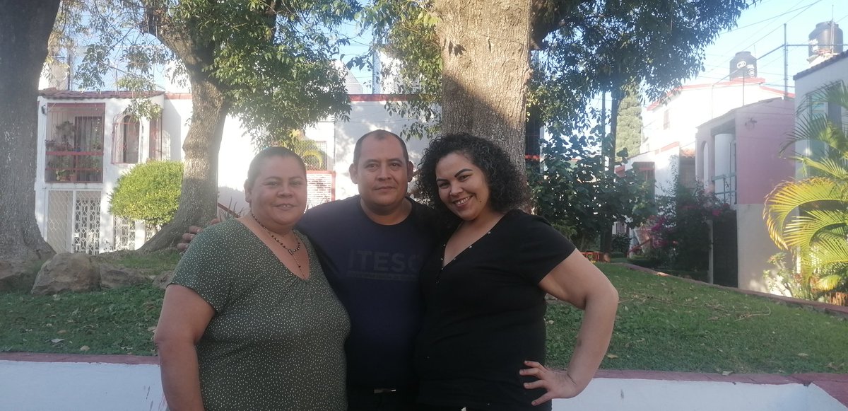 MtroNess's tweet photo. Después de algún tiempo... Excelente tarde de comida rica con mis SISTERS... 🤗
#LasQuiero #LosReyesRubio https://t.co/H27yDnphbi
