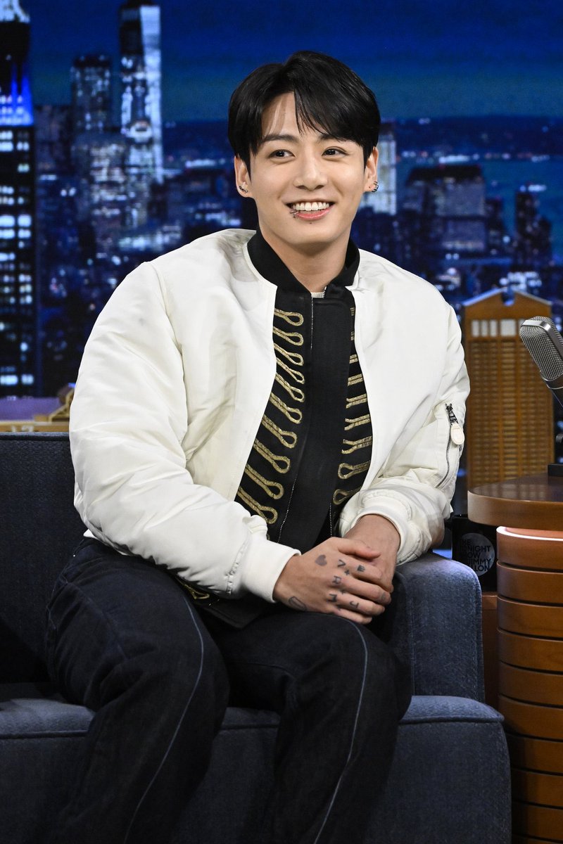 PopBase's tweet photo. Jungkook on The Tonight Show Starring Jimmy Fallon. https://t.co/YeljmmrNRr