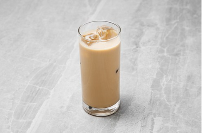 🍵홍콩 밀크티의 그 찐한맛!
👍틸리셔스 홍콩 수제 밀크티 다크 500ml
⬇️⬇️⬇️
link.coupang.com/a/bfcxmB

 #밀크티 #레트 #풍미 #틸리셔스 
파트너스 활동으로 일정액의 수수료를 제공받을 수 있음