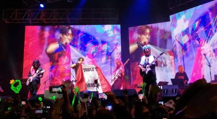 Nitsely's tweet photo. A escuchar Barkmatic una deis canciones favoritas #WELCOMETOPERU_KHJ #WAITINGFORUKHJ
#RISINGIMPACT2023INPERU
#KIMHYUNJOONG_PERU2023
#WORLDTOUR2023_KIMHYUNJOONG https://t.co/ylb0MWBQO5