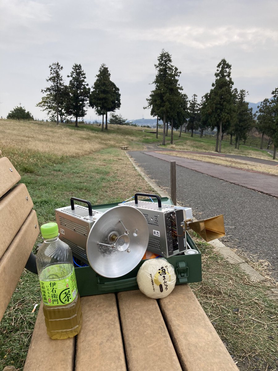 JH1OQH's tweet image. WAVLAB /XP内蔵24GHzポータブル機20dBホーンアンテナで34km初QSO
#WAVELAB  #24GHz