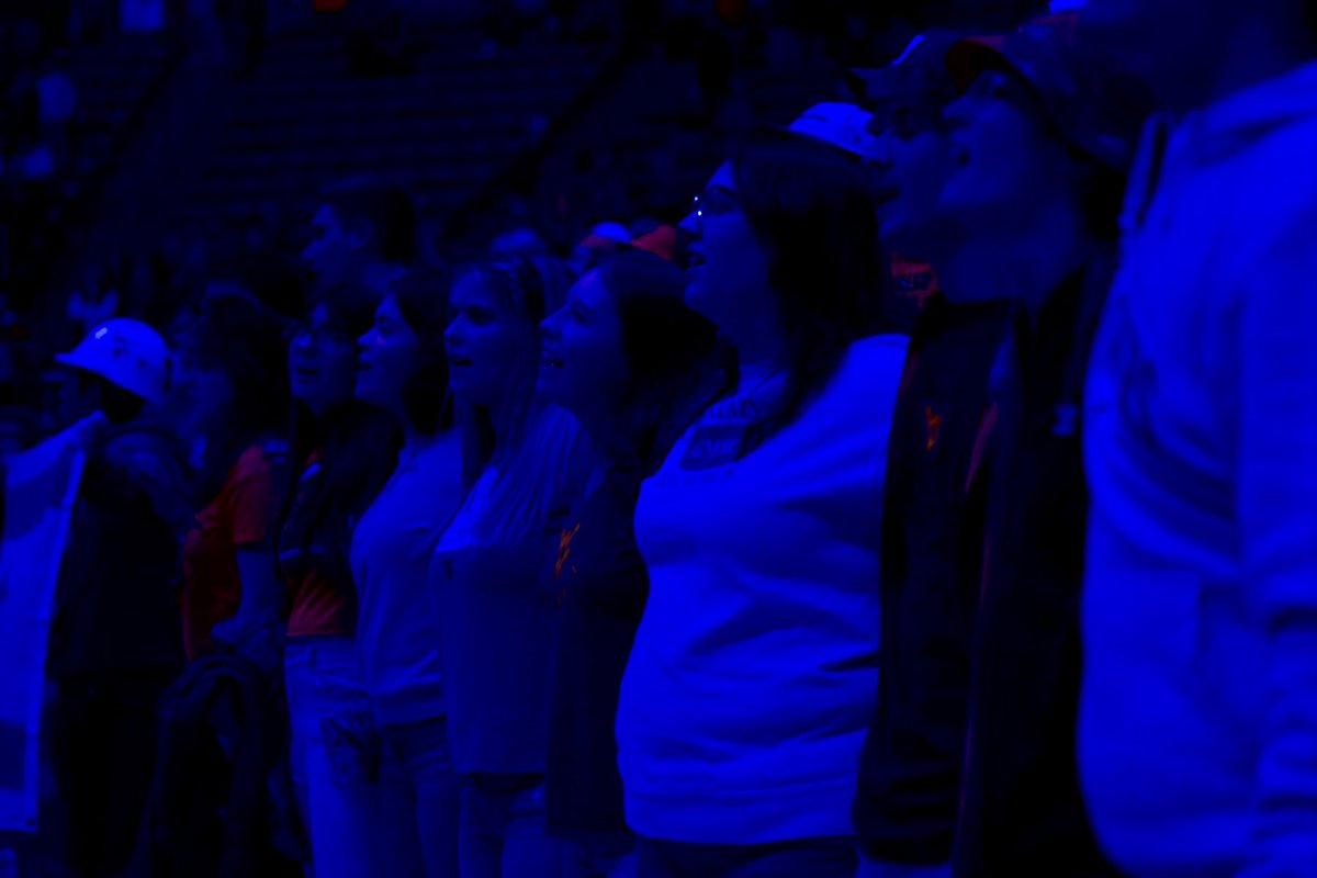 Country Roads sounds so good with friends under the Coliseum show lights 😀

Congrats to Coach <a href="/josheilert/">Josh Eilert</a> and @wvuhoops on their first win of the season.
