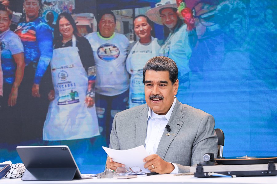 Este #6Nov ha arrancado una campaña electoral pedagógica, instructiva, movilizadora y alegre en cada parroquia, municipio y estado del país. ¡Venezuela Toda! Hemos tenido jornadas ejemplares en la que los niños, niñas y jóvenes han hecho canciones, videos, poesías, dibujos y…