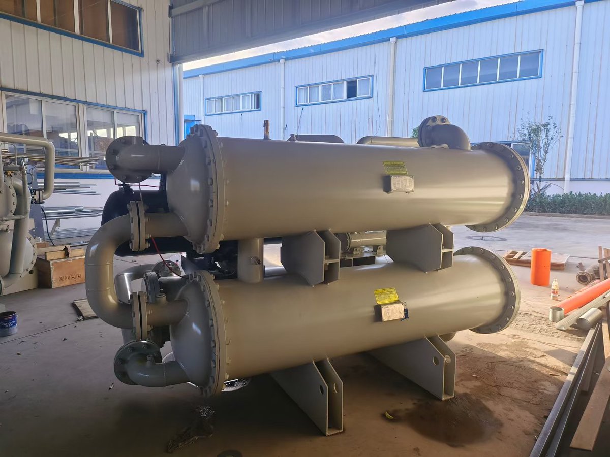 Kaifeng large cooling capacity screw water chiller~
​fighting for your owner
mini mary
whatsapp:+8613905568136
​#chiller
​#waterchiller
​#screwchiller
​#watercooledchiller
​#aircooledchiller