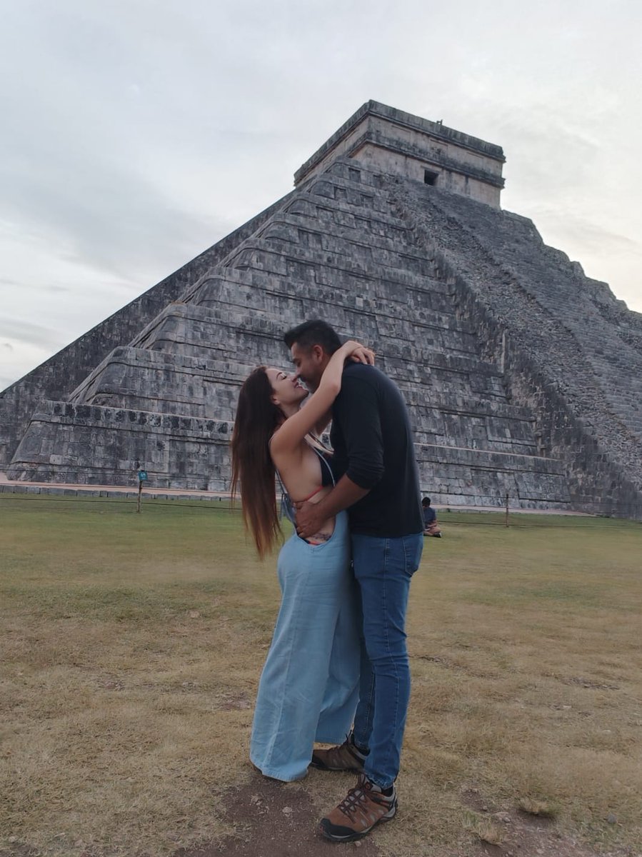 arqjauregui's tweet image. I am in Love 
#melmac
#mylove
#chichenitza
