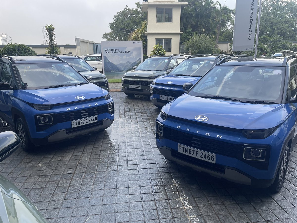 carandbike's tweet image. The 7th edition of the Hyundai Great India drive is flagged off from Coimbatore. We’re headed to Ooty and onwards to Bandipur Tiger Reserve in the Hyundai Exter #GID2023 #Exter #Thinkoutside #Tigermoment