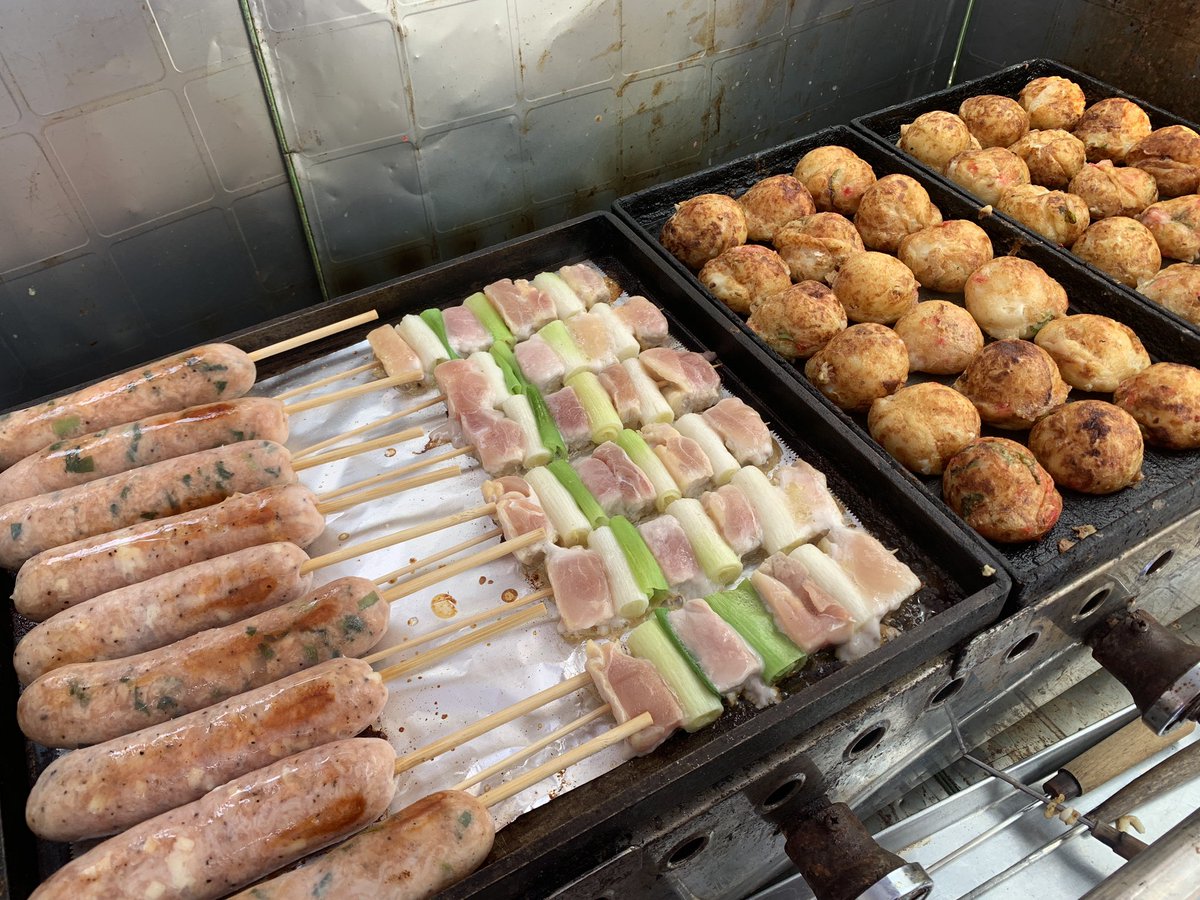87a3's tweet photo. 今日はキクヤ春日井店さんに出店なう
ラッキー7日ですね♪
おばちゃん達は焼き焼きしながらご武運を祈ってますよ https://t.co/PGPsjEBNtQ