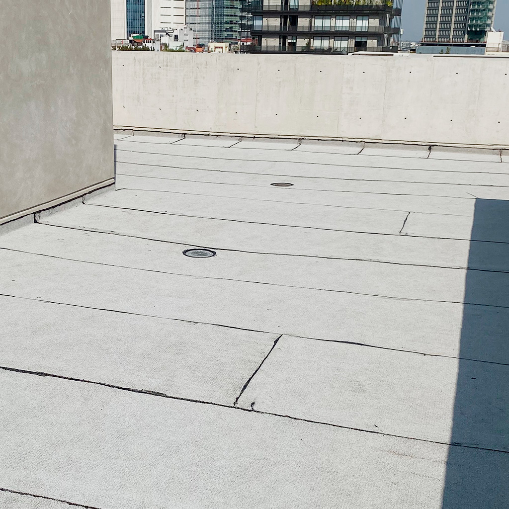 Impermeabilización en Rollo.
Colocación de impermeabilizante blanco prefabricado de 4.5mm en rollo, aplicado con termofusión.
#ArquitectosCDMX #EstructuristasCDMX #ProyectoArquitectónico #DiseñoArquitectónico #CáluloEstructural #BIMEstructural #ProyectoEjecutivo #Remodelaciones