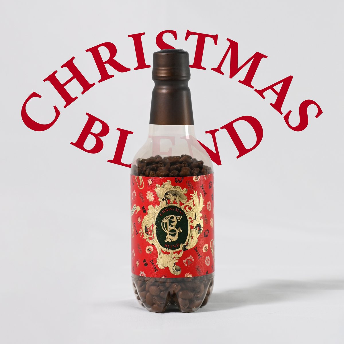 micafeto's tweet photo. 「クリスマスブレンド 2023」発売！
毎年ご好評をいただいている2つのクリスマスブレンド「セレブラシオン（祝福）」「フェリシダ（幸せ）」が、今年はブレンド内容をリニューアルして登場しました。クリスマスシーズンにふさわしい特別な味わいのブレンドコーヒーです！
https://t.co/0brD1fcjqL https://t.co/8P4ZmXjH5Q